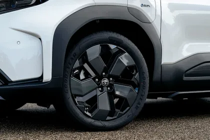 Toyota Urban Cruiser Ebella