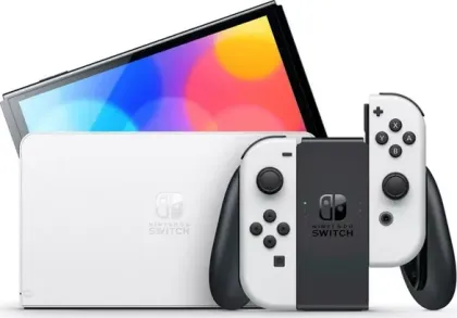 Nintendo Switch OLED – Mario Kart 8 Deluxe Bundle