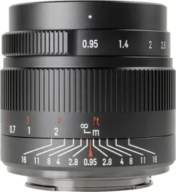 7Artisans 35mm Standard F/0.95 Lens (Fujifilm Mount)