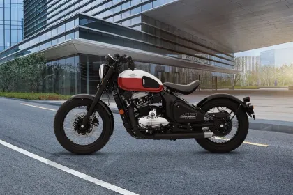 Jawa 42 Bobber