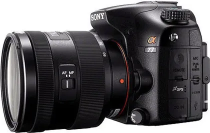 Sony Alpha SLT-A77 with 16-105mm Lens