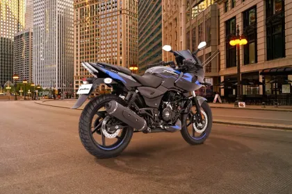 Bajaj Pulsar 220F