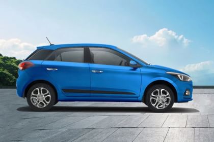 Hyundai i20 Magna Price in India 2024, Full Specs & Review | Smartprix