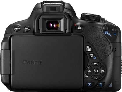 Canon EOS 700D DSLR (EF-S 18-135mm IS STM Lens)