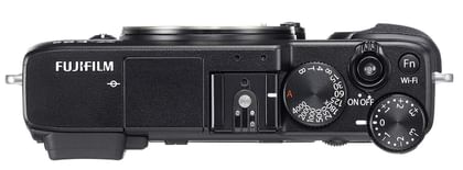 Fujifilm X-E2S Mirrorless Camera (XF 18-55mm f/2.8-f/4 R LM Kit Lens)