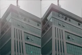 AI Reflection Remover