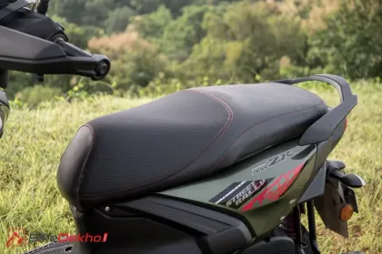 Yamaha RayZR 125 Fi Hybrid Disc