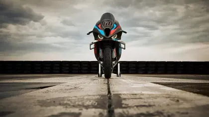 BMW M 1000 RR