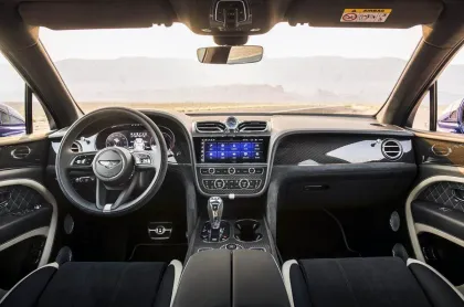 Bentley Bentayga Azure