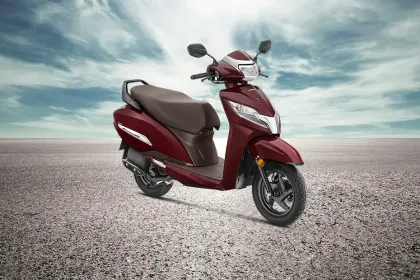 Honda Activa 125 (25 Year Anniversary Edition)