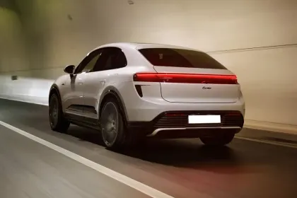 Porsche Macan EV