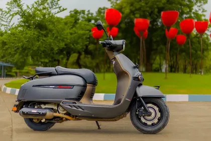 Keeway Sixties 300i