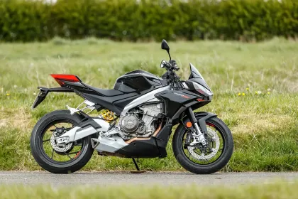 Aprilia Tuono 660