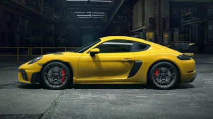 Porsche 718 Cayman GT4 RS