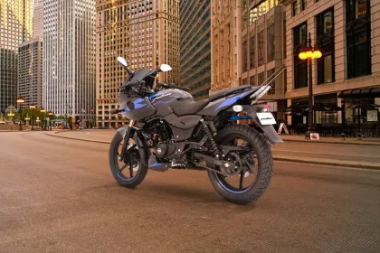 Bajaj Pulsar 220F