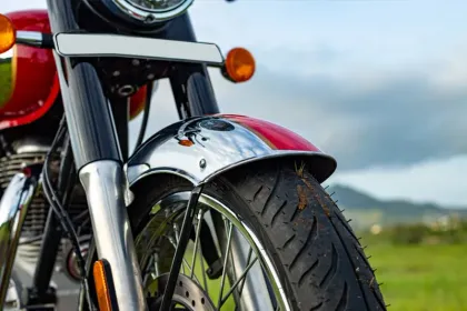 Royal Enfield Classic 350 Dark Alloy
