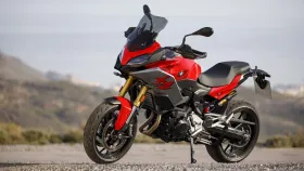 BMW F 900 XR