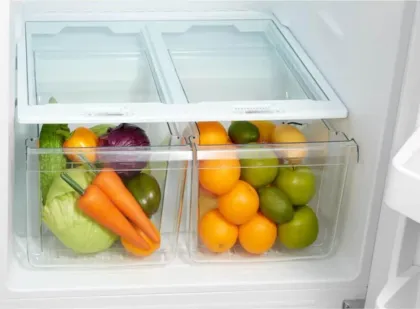 Midea MRT18S3ABB 18 Cu Ft Double Door Refrigerator