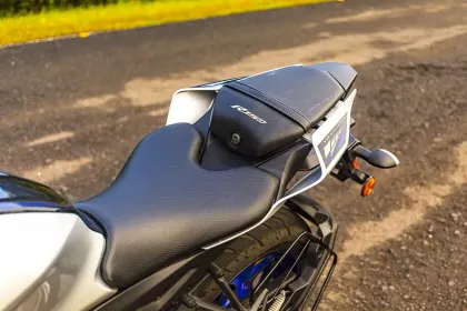 Yamaha R15 V4 M