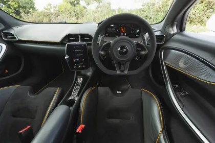 McLaren Artura Coupe