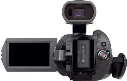 Sony NEX-VG900E Full Frame Interchangeable Lens Camcorder (Body Only)