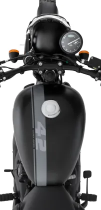 Jawa 42 Dual Tone