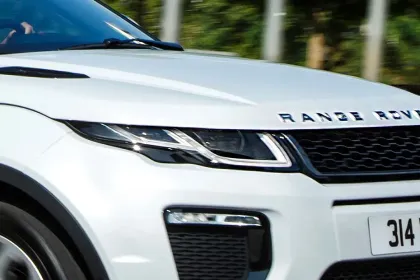 Land Rover Range Rover Evoque P250 Autobiography