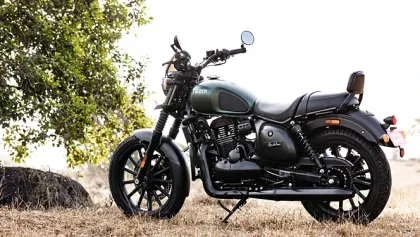 Yezdi Roadster DT