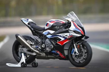 BMW M 1000 RR