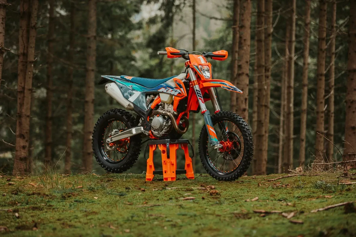 KTM 350 EXC-F Six Days Price in India 2025, Full Specs Review