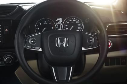 Honda Amaze VX CVT
