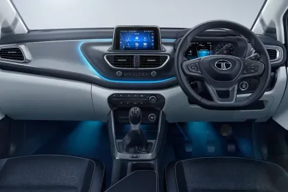 Tata Altroz XZA Plus OS DCT