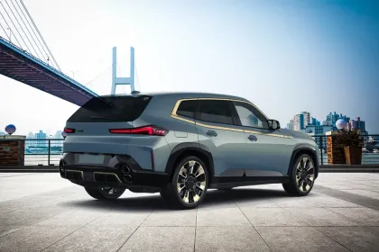 BMW XM Plug-in Hybrid