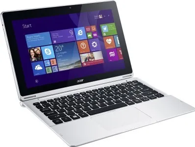 Acer Switch SW5-171 (NT.L68SI.007) Laptop (4th Gen Intel Core i3/ 4GB/ 500GB/ Win8.1)