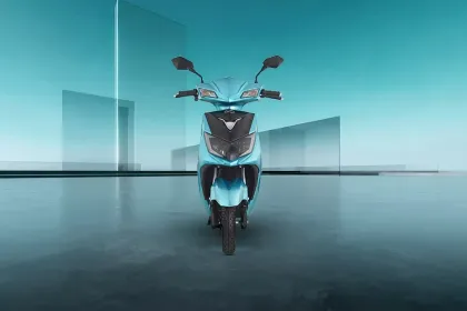 Kinetic Green Zoom