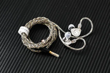 Linsoul SIMGOT EW300 Standard Wired Earphones