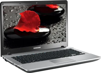 Samsung NP300E5V-A02IN Laptop (3rd Gen Ci3/ 2GB/ 500GB/ DOS)