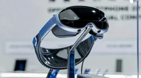 Vivo Vision MR Headset