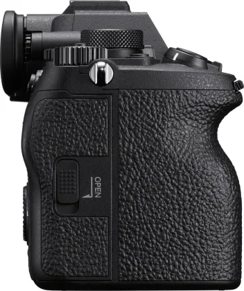 Sony a7 IV Mirrorless Camera with 24-70mm Lens