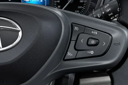 Tata Altroz XZA Plus OS DCT