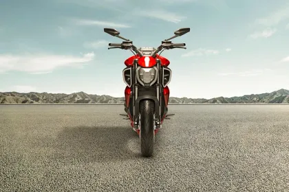 Ducati Diavel V4
