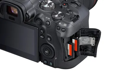 Canon EOS R6 20.1MP Mirrorless Camera with RF24-105mm F/4-7.1 IS STM Lens