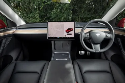 Tesla Model Y RWD
