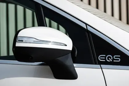 Mercedes-Benz EQS SUV