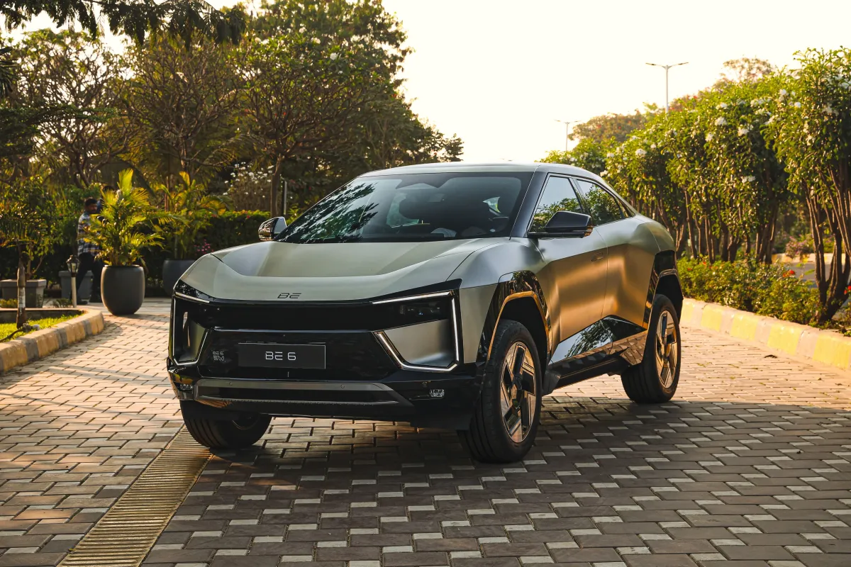 Mahindra BE 6 Pack One Above Price in India 2025, Full Specs & Review |  Smartprix
