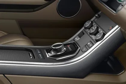 Land Rover Range Rover Evoque P250 Autobiography