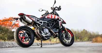 Ducati Hypermotard 950