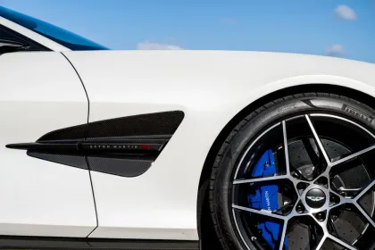 Aston Martin Vanquish