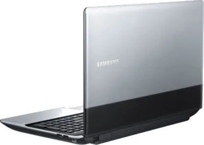 Samsung NP300E5C-A04IN Laptop (2nd Gen Ci3/ 2GB/ 500 GB/ Win7 HB)