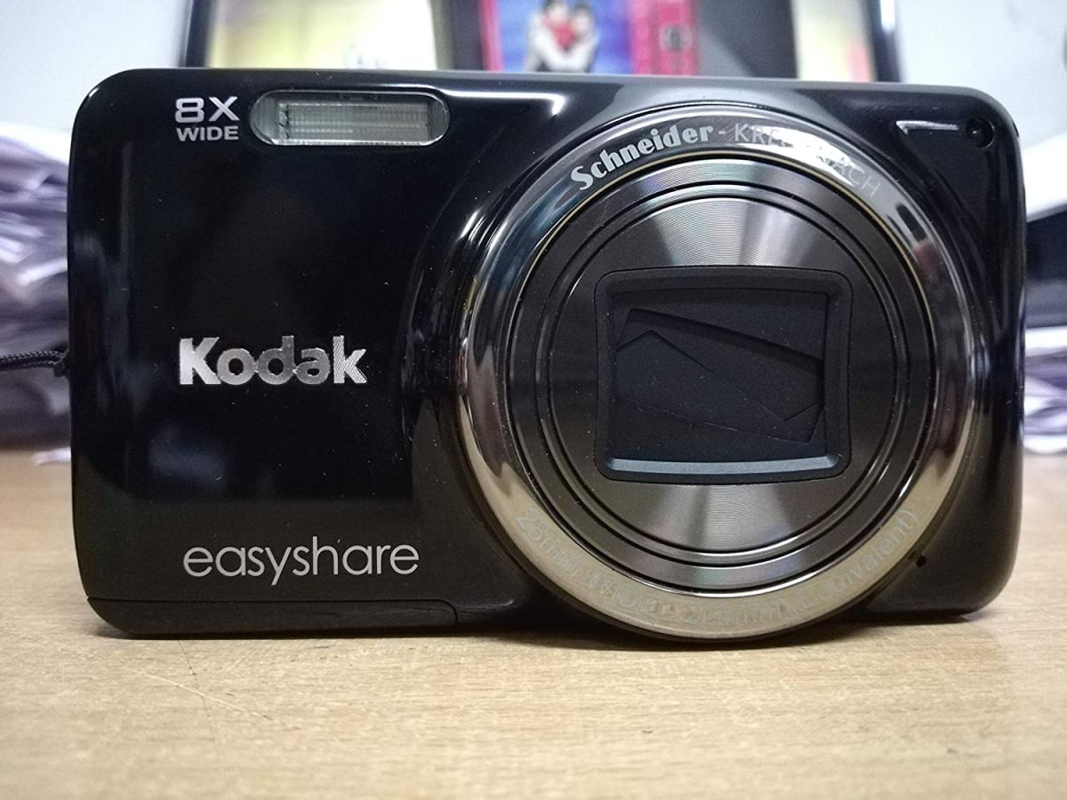 Kodak EasyShare M583 14 MP Digital Camera Best Price in India 2021